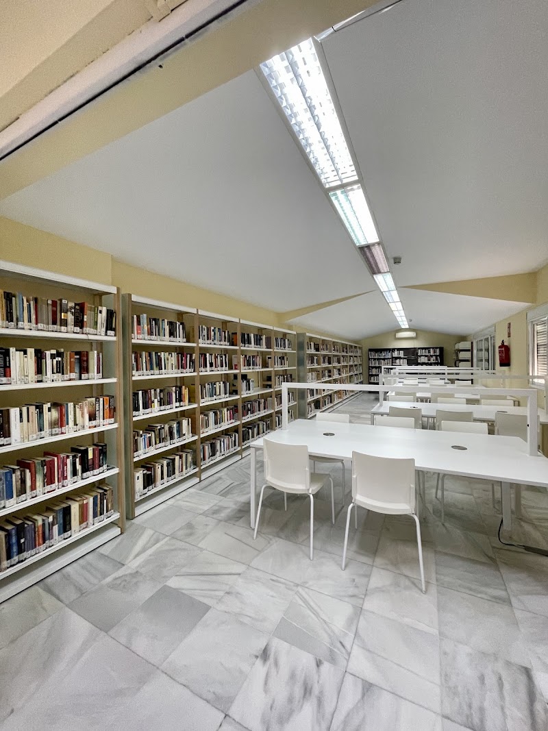 Biblioteca Pública Municipal Rafael Alberti
