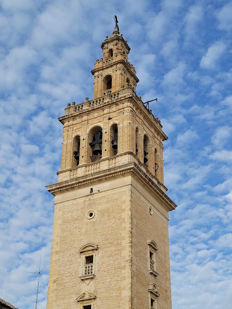 Parroquia de Nuestra Señora de la Oliva